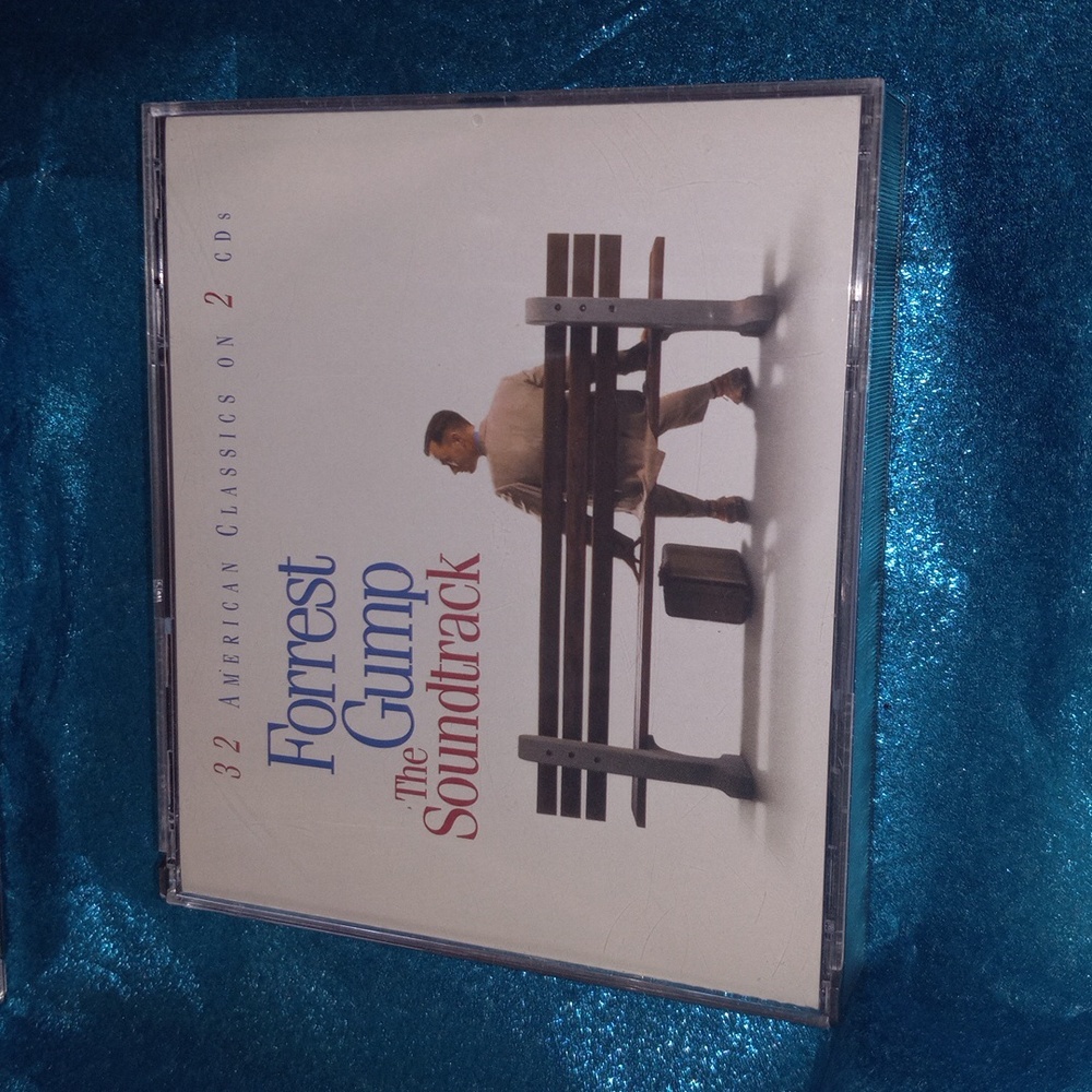 Forrest Gump the soundtrack 32 American Classics on two CDs